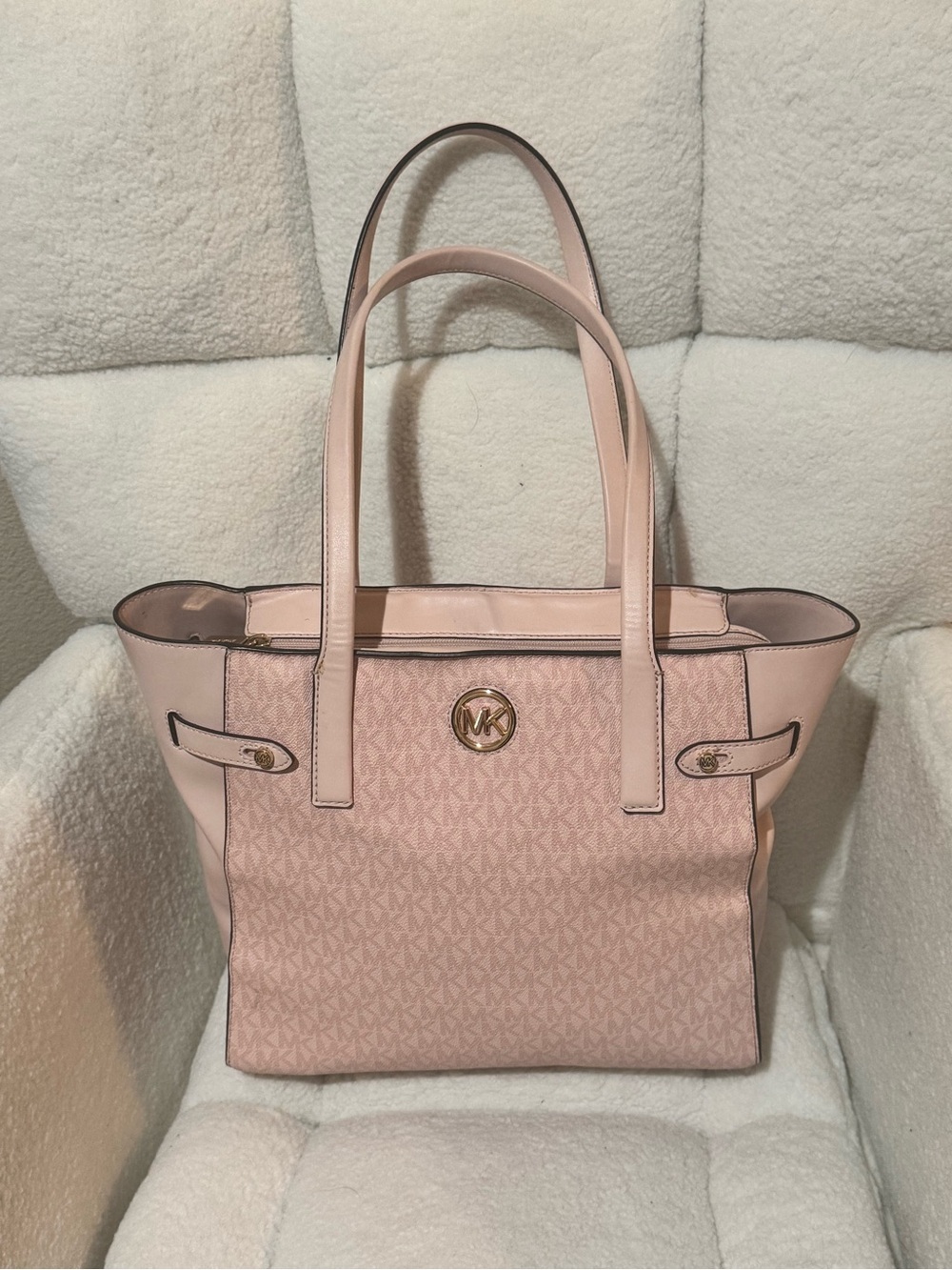 Michael Kors Carmen Large North South Zip Tote (blush pink)